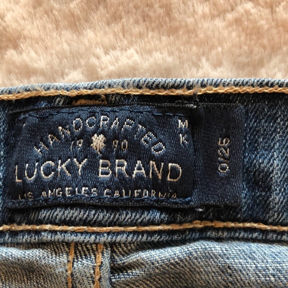 Lucky Brand Brooke Crop Jeans - Picture 8 of 8